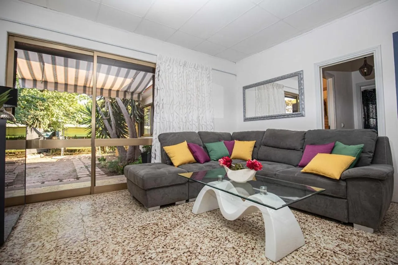 Holiday home Casa Penelope Fronte Spiaggia Parcheggio 2 Camere Giannella