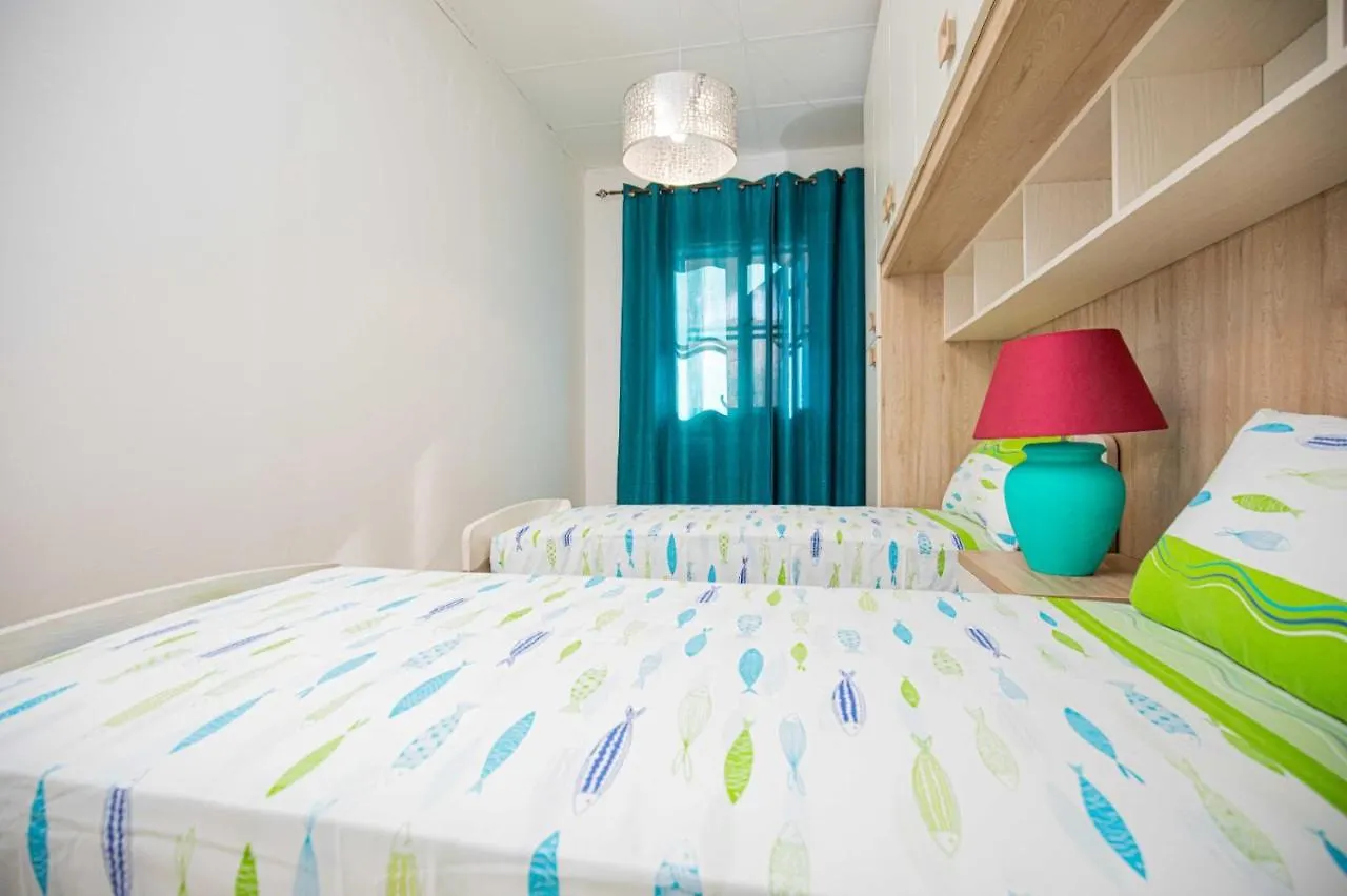 Casa Penelope Fronte Spiaggia Parcheggio 2 Camere Giannella Italy