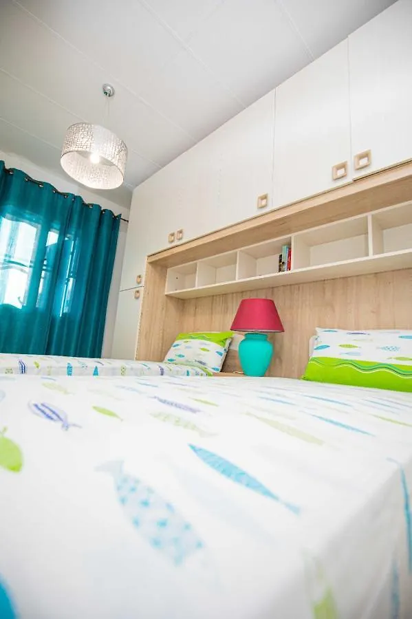 Holiday home Casa Penelope Fronte Spiaggia Parcheggio 2 Camere Giannella