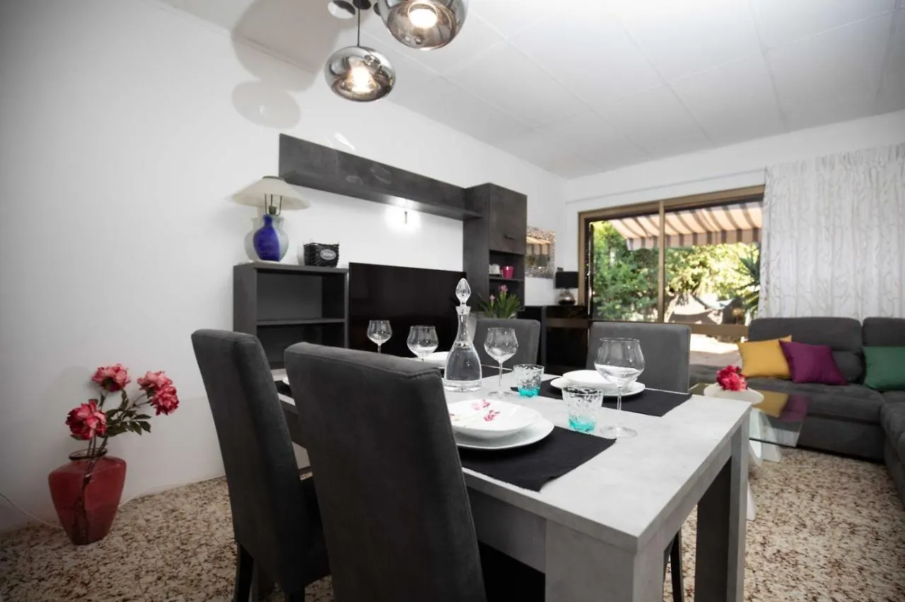 Casa Penelope Fronte Spiaggia Parcheggio 2 Camere Giannella