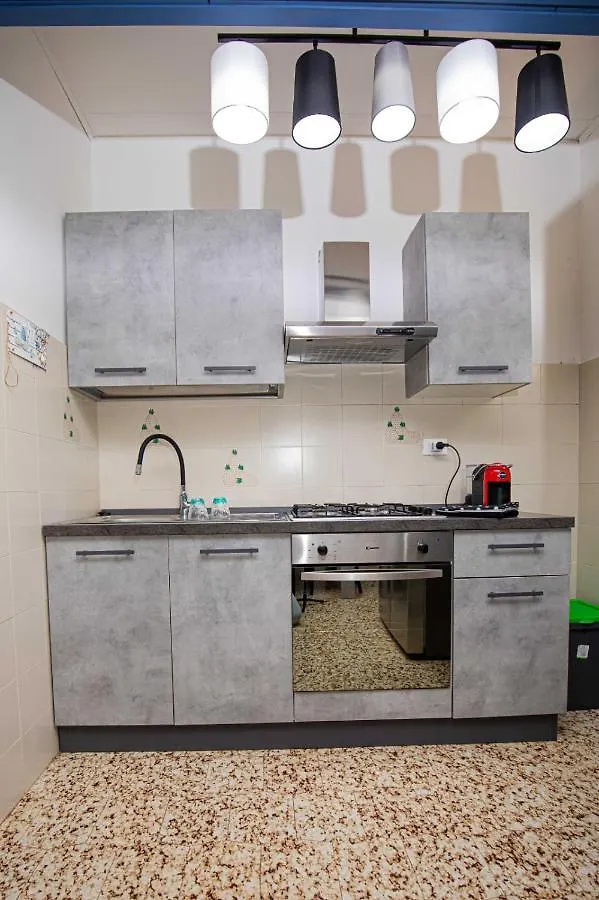 Casa Penelope Fronte Spiaggia Parcheggio 2 Camere Giannella Italy