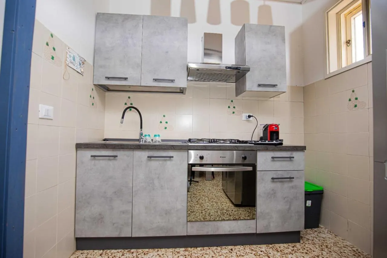 Holiday home Casa Penelope Fronte Spiaggia Parcheggio 2 Camere Giannella